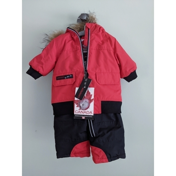 🆕 Canada Weathergear Red and Black Hooded Snowsuit - Picture 1 of 7